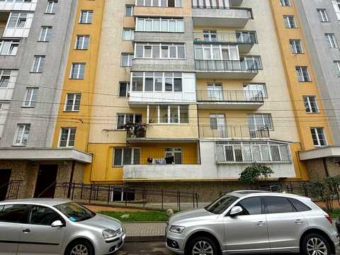 квартира за адресою Каховська вул., 27