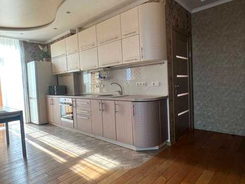 квартира за адресою Регенераторна вул., 4 к5