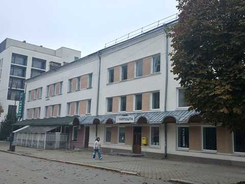 коммерческая по адресу Івана Франка ул., 48