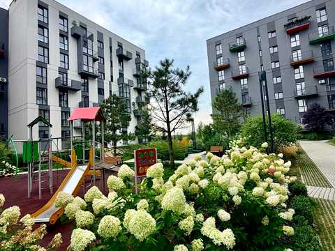 квартира за адресою Лугова вул., 1