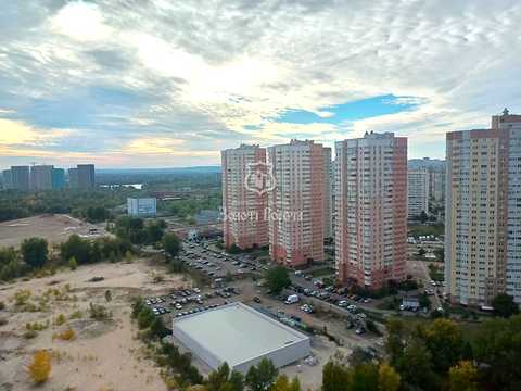 квартира за адресою Ревуцького вул., 54-Б