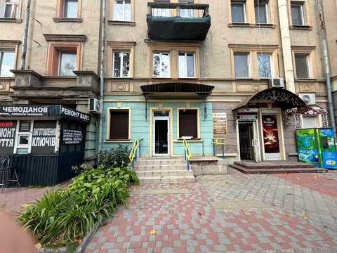 коммерческая по адресу Привокзальная ул., 3