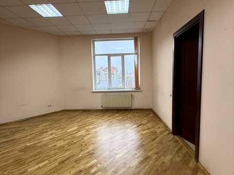 коммерческая по адресу Гарбарская ул., 22