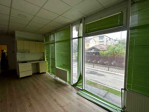 коммерческая по адресу Центральная ул., 33-В