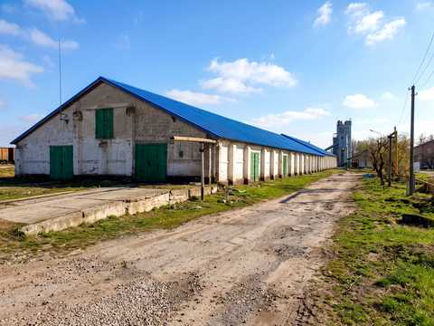 коммерческая по адресу Логинова ул., 1