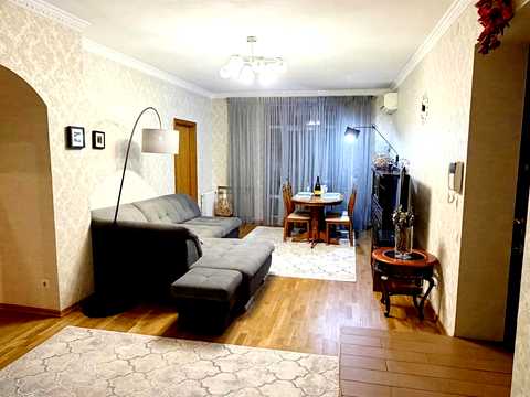 квартира за адресою Маяковського просп., 4