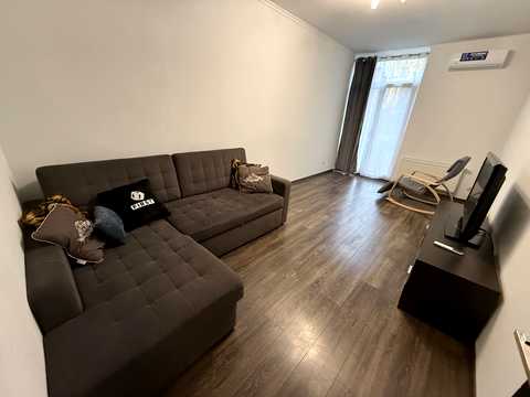 квартира за адресою Регенераторна вул., 4 к5