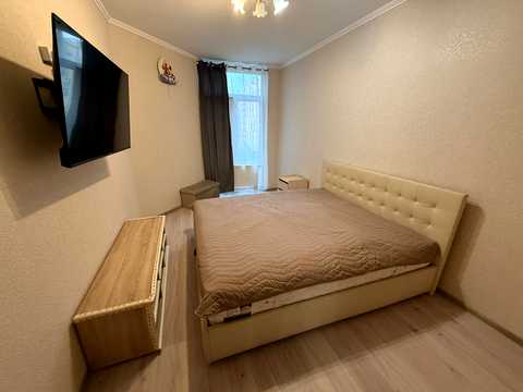 квартира за адресою Регенераторна вул., 4 к5