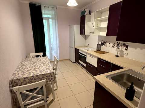 квартира за адресою Регенераторна вул., 4 к5