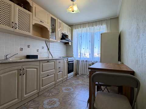квартира по адресу Молодёжи просп., 11