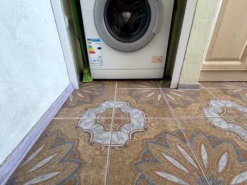квартира по адресу Молодёжи просп., 11