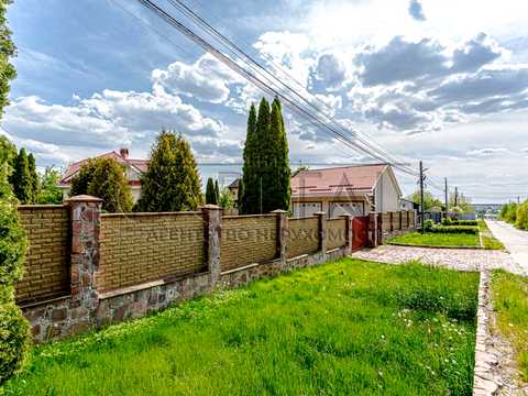 дом по адресу с. Белогородка, Чорнобилська