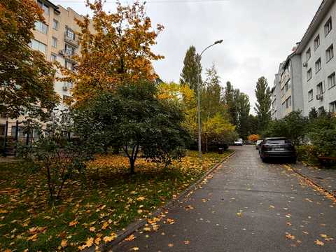 квартира за адресою Зодчих вул., 50-В