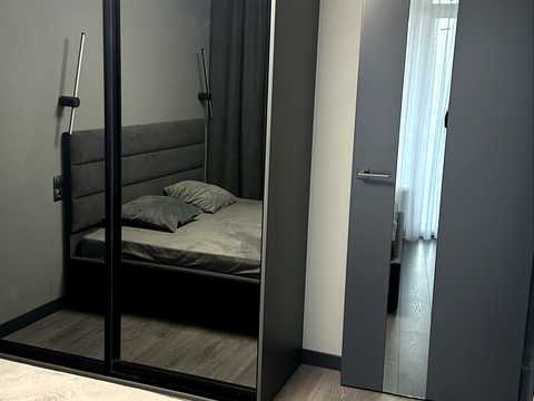 квартира за адресою Олеся Бердника вул., 1-Д