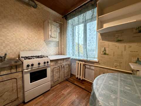 квартира по адресу Радистов ул., 4