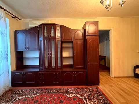 квартира по адресу Радистов ул., 4
