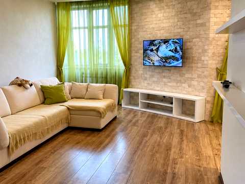 квартира по адресу Героев Крут ул., 3