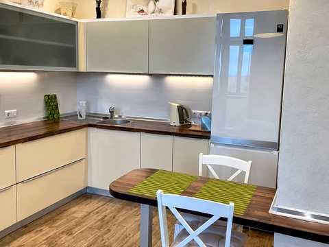 квартира по адресу Героев Крут ул., 3