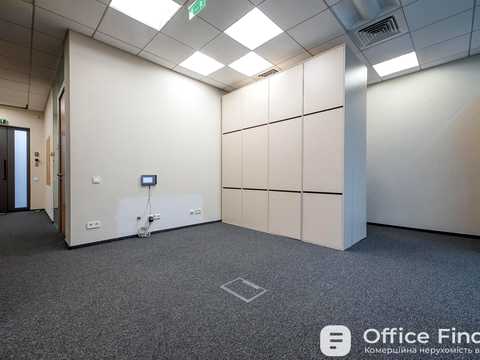 комерційна за адресою Рильський пров., 6