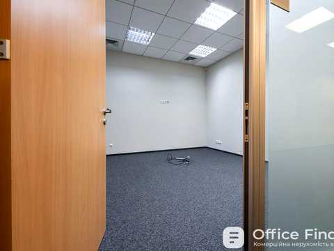 комерційна за адресою Рильський пров., 6