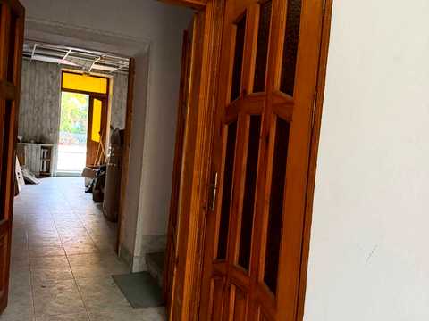 коммерческая по адресу Івана Франка ул., 48