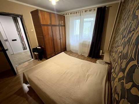 квартира за адресою Академіка Глушкова просп., 12