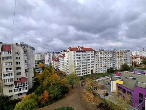 квартира за адресою 24 Серпня вул., 9