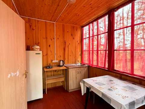 комерційна за адресою Курортна, 17