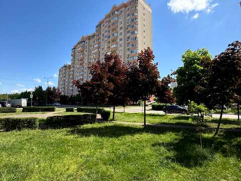 комерційна за адресою Богдана Хмельницького бульв., 19