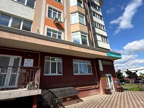 комерційна за адресою Богдана Хмельницького бульв., 19