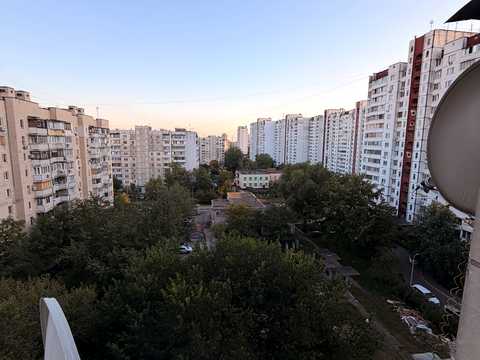 квартира за адресою Ревуцького вул., 17-Б