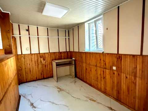 комерційна за адресою Миколи Гамалія вул., 52