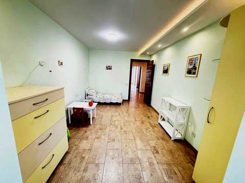 квартира по адресу Володимирська ул., 1