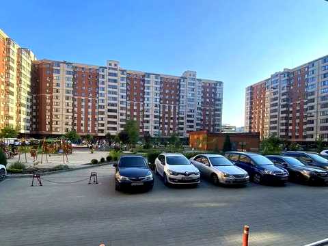 квартира по адресу Володимирська ул., 1