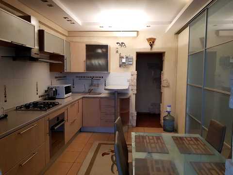 квартира по адресу Хмельницкая ул., 10