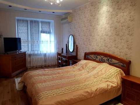 квартира по адресу Хмельницкая ул., 10