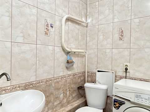 квартира за адресою Кам'янецька вул., 157