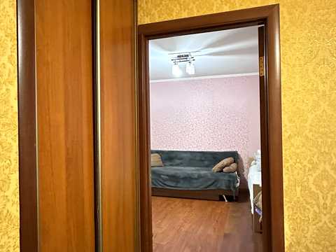 квартира за адресою Кам'янецька вул., 157