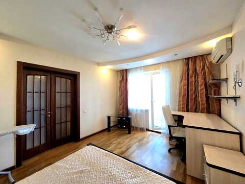 квартира за адресою Миру просп., 7