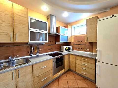 квартира за адресою Миру просп., 7