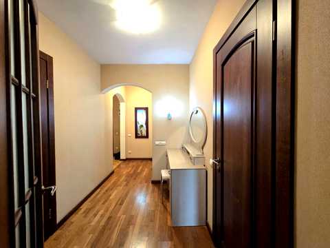 квартира за адресою Миру просп., 7