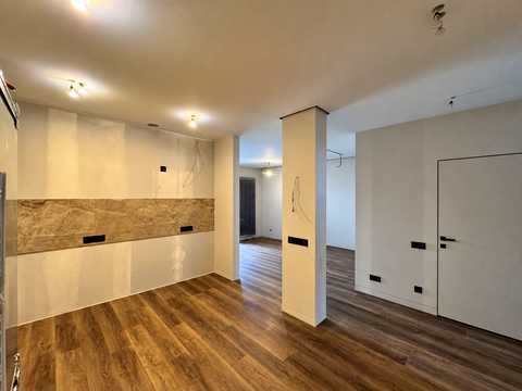квартира по адресу Братьев Шеметов ул., 8