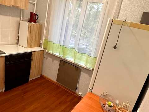 квартира по адресу Генерала Жадова ул., 23 к3
