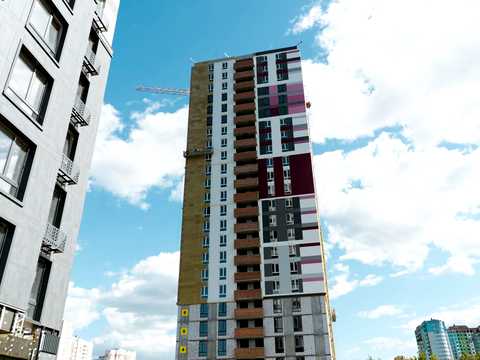 комерційна за адресою Тепловозна вул., 28