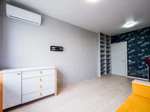 квартира за адресою Драгоманова вул., 10