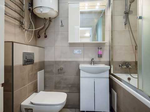 квартира за адресою Драгоманова вул., 10
