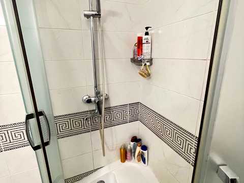 квартира за адресою Дмитрівська вул., 82