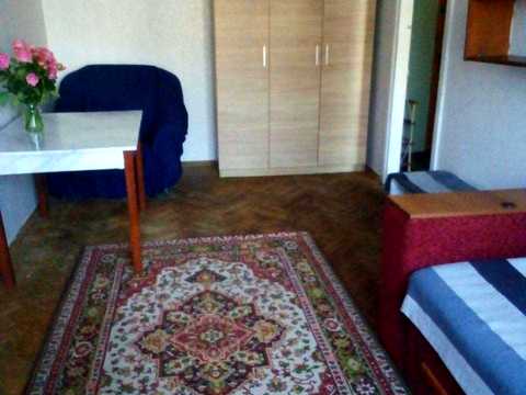 квартира за адресою Салютна вул., 19