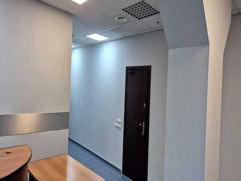 комерційна за адресою Фізкультури вул., 30в