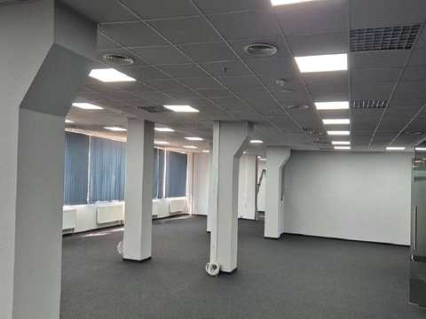 комерційна за адресою Фізкультури вул., 30в